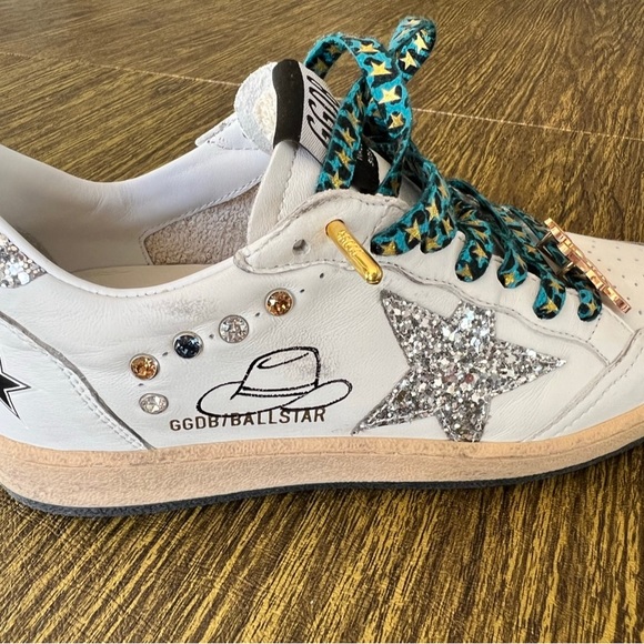 Golden Goose NEW pair of shoes! - Picture 4 of 6